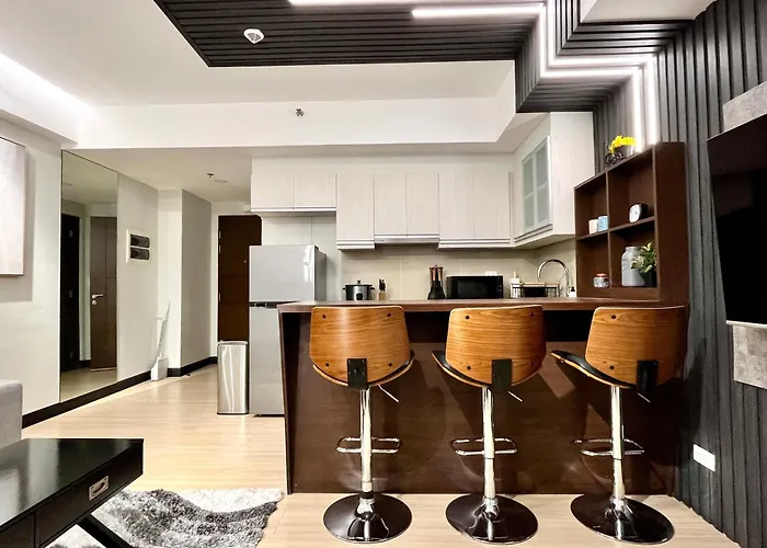 Bgc 1br, Steps To Venice Mall, 300mbps Fiber, Balcony, Pool 19j Appartement Manille